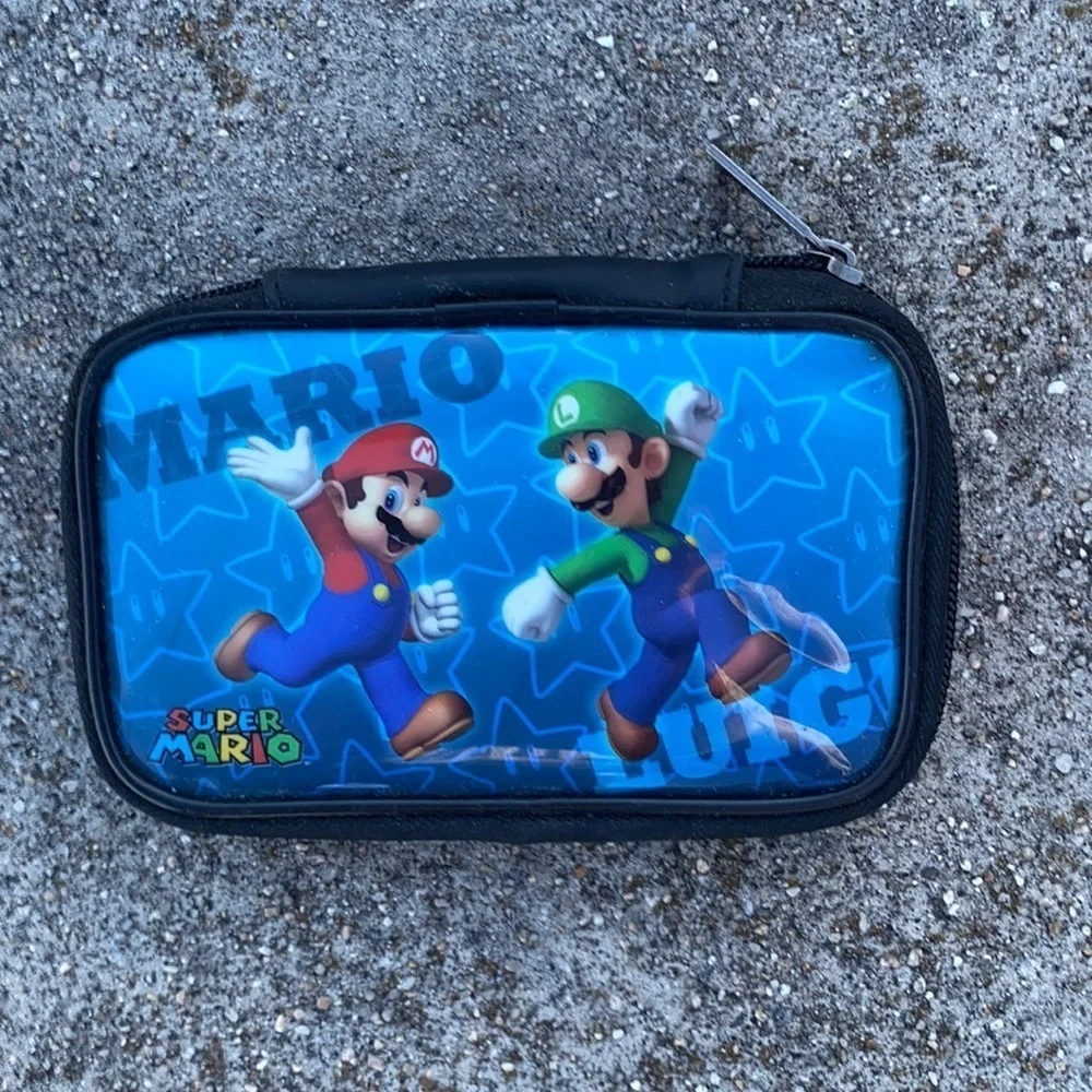 Super Mario brothers Nintendo ds holder